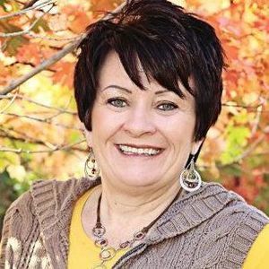 Meet your Posher, Rae ann